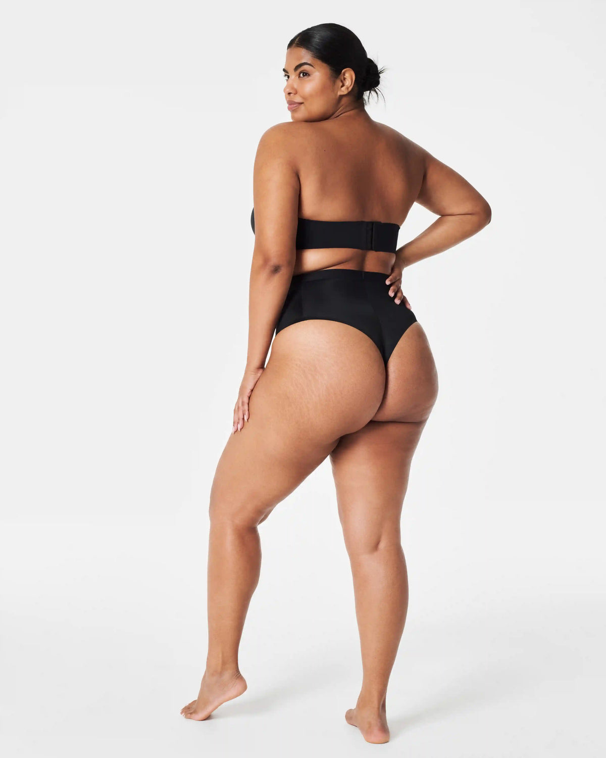SPANXshape® Invisible Thong | Very Black