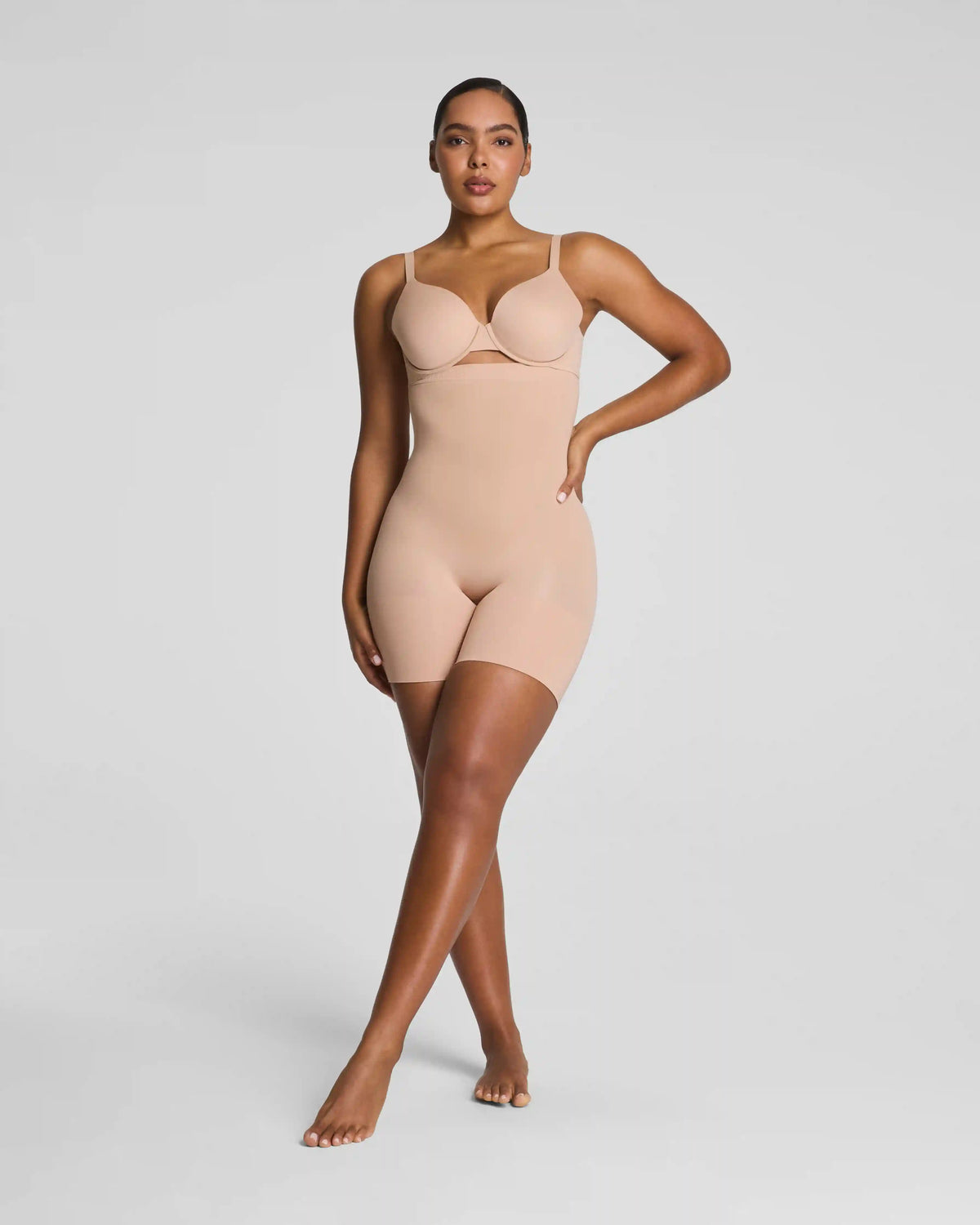 SPANXsculpt® GoFigure High-Waisted Mid-Thigh Short | Chai