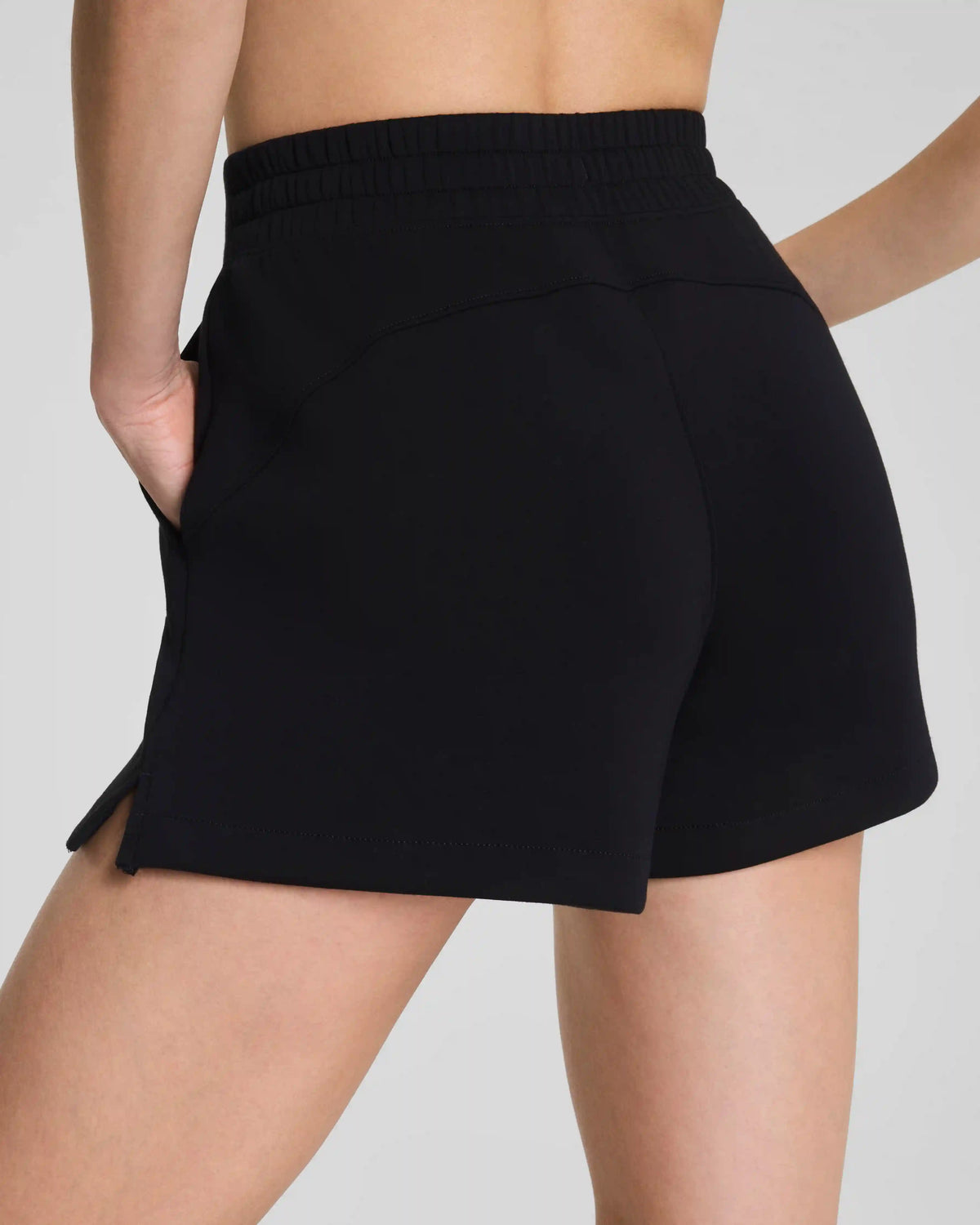 SPANX AirEssentials® Short, 5" | Very Black