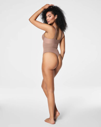 SPANXsculpt® Seamless Power High-Waisted Thong | Cafe Au Lait