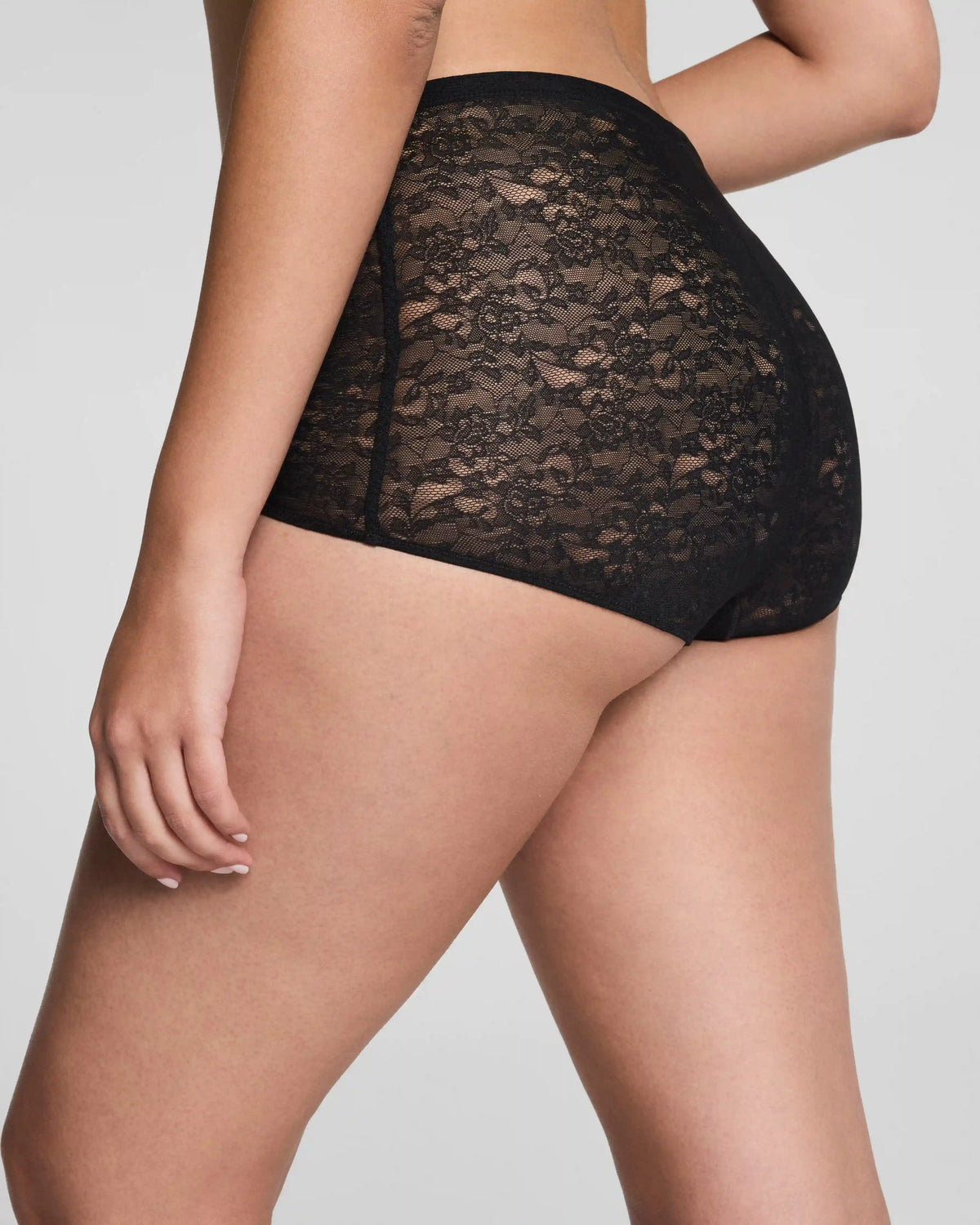 SPANXsupersmooth® Day to Date Night Lace Boyshort | Very Black