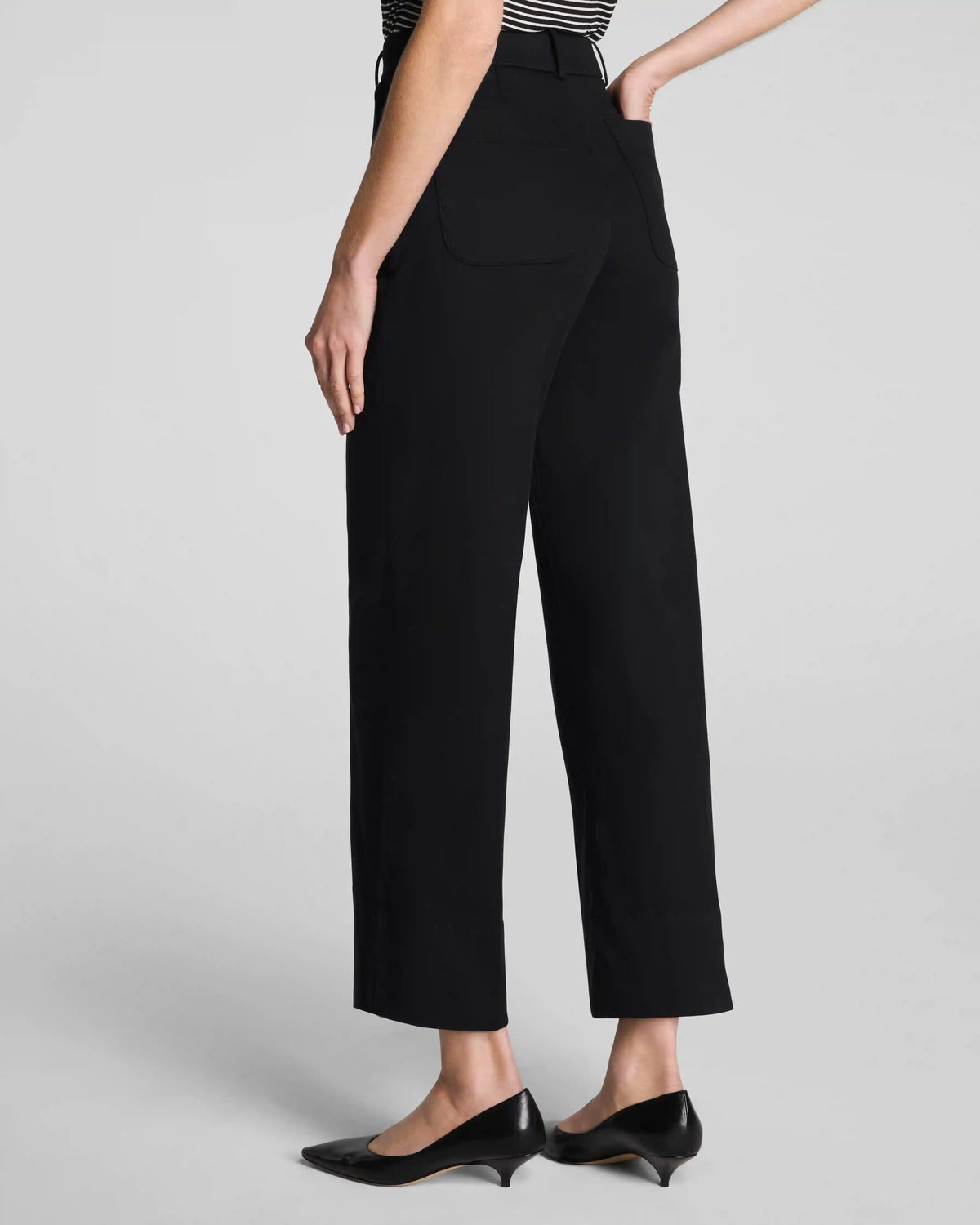 SPANXsupersmooth® Stretch Twill Cropped Wide Leg Pant | Classic Black