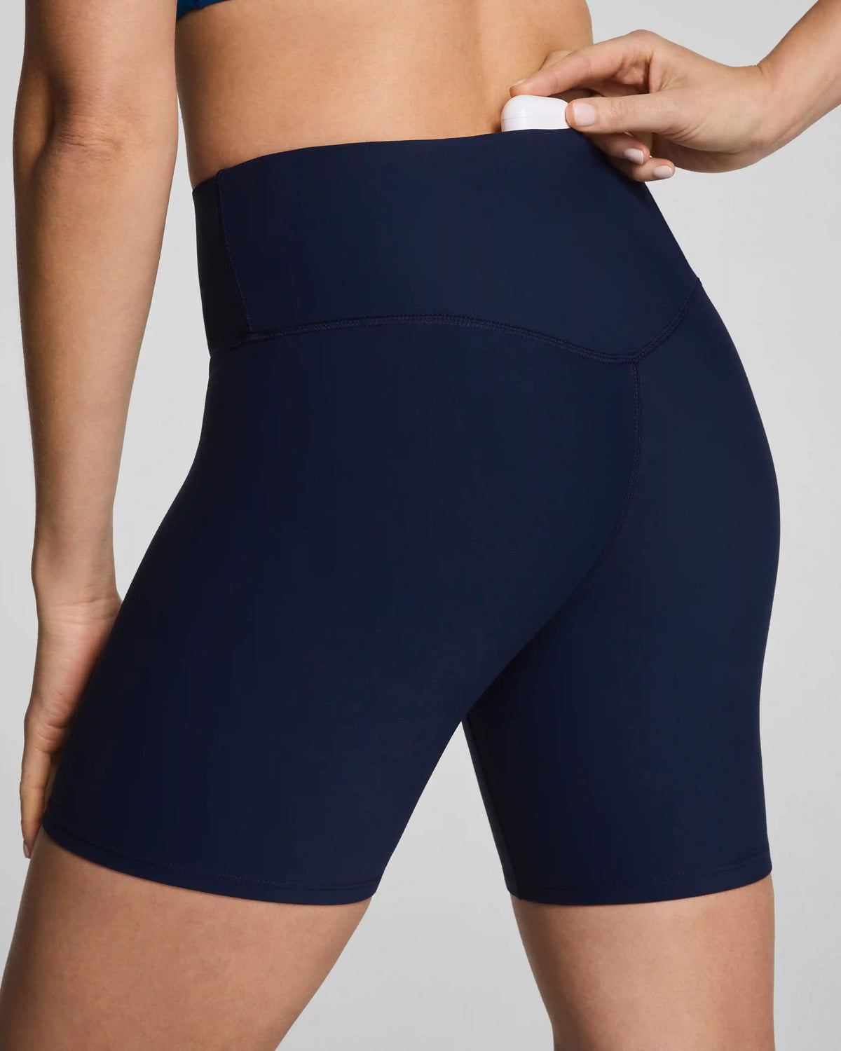 SPANXsmooth® OnForm Bike Short, 6" | Timeless Navy