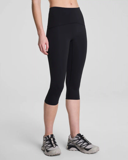 SPANXshape® Booty Boost® Cropped Leggings, 19" | Very Black